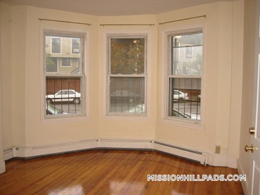 Boston - 3 Beds, 1 Baths