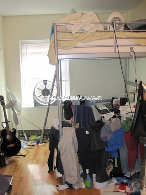 Wait St. Roxbury Crossing photo 9