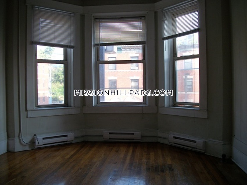 Boston - Mission Hill - 2 Beds, 1 Bath - Image 4