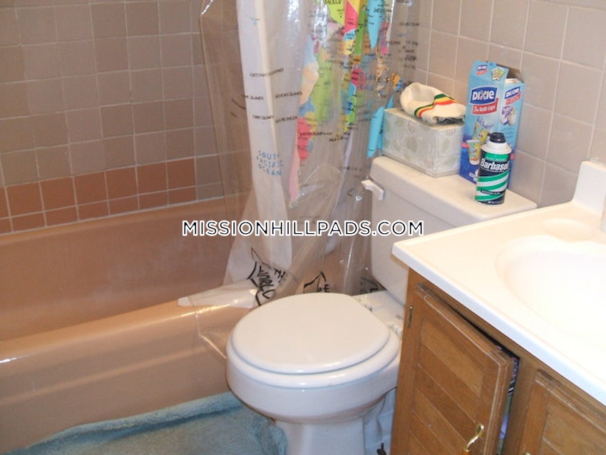 BOSTON - MISSION HILL - 2 Beds, 1 Bath - Image 13