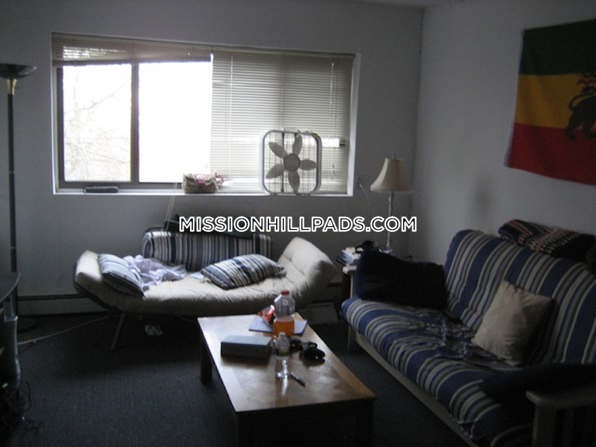 BOSTON - MISSION HILL - 2 Beds, 1 Bath - Image 1