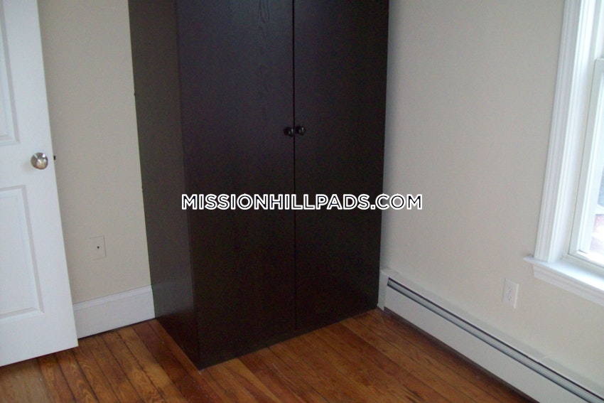 Boston - Mission Hill - 4 Beds, 2 Baths - Image 28