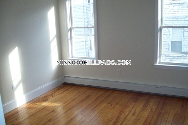 Boston - $6,600+ /mo