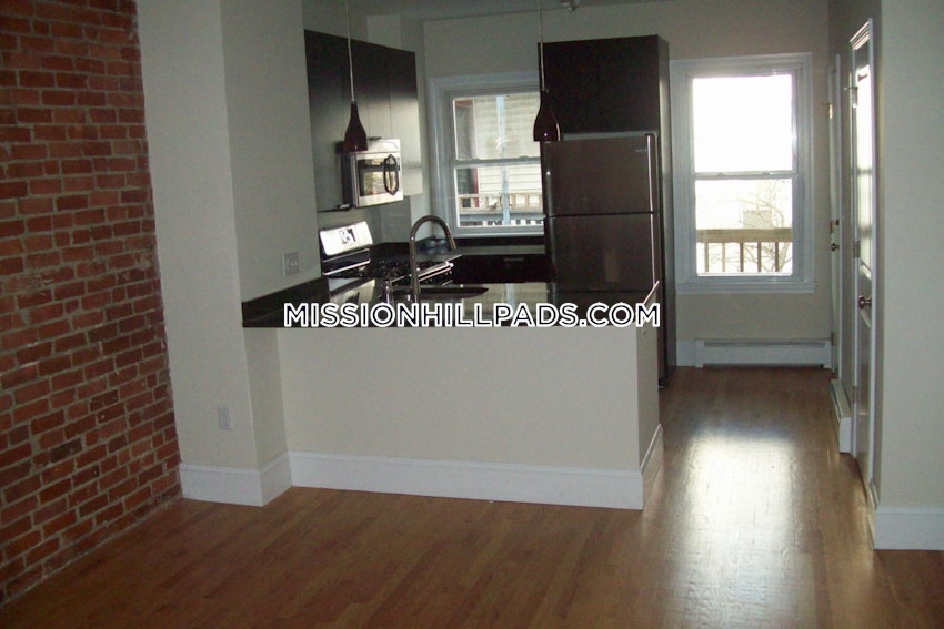 Boston - Mission Hill - 4 Beds, 2 Baths - Image 24