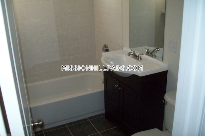 Boston - $6,600+ /mo