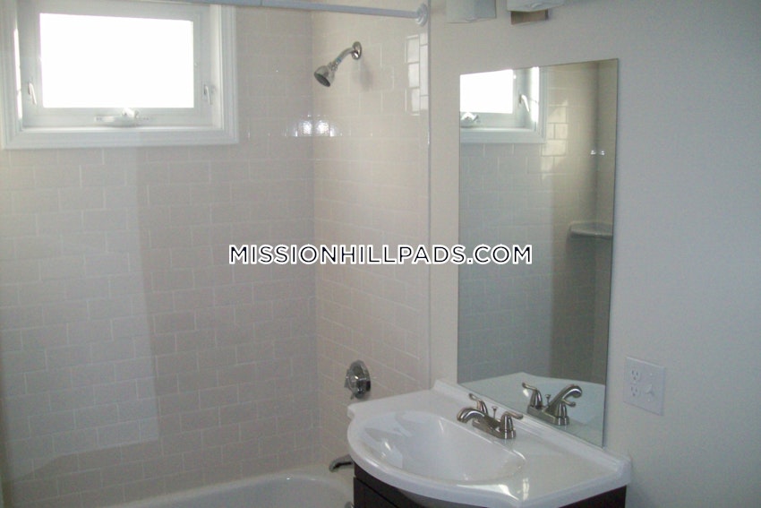 Boston - Mission Hill - 4 Beds, 2 Baths - Image 22