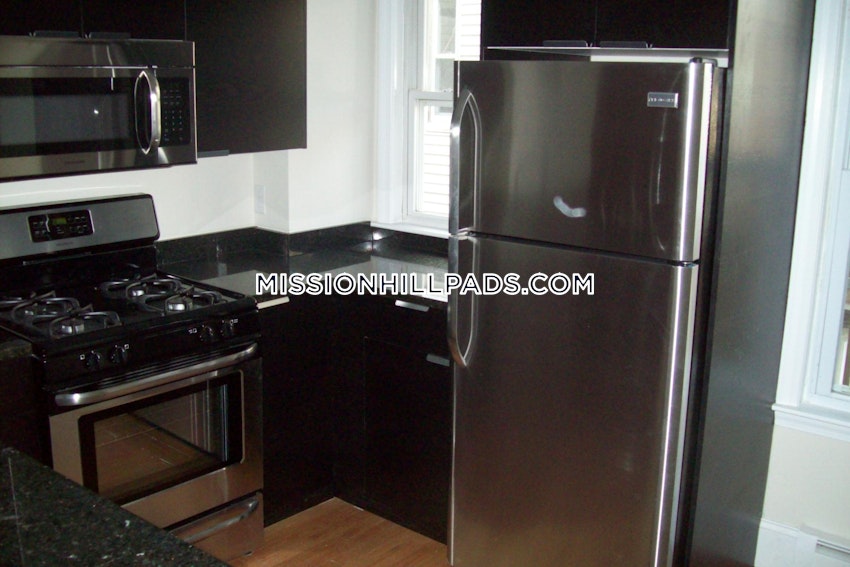 Boston - Mission Hill - 4 Beds, 2 Baths - Image 16