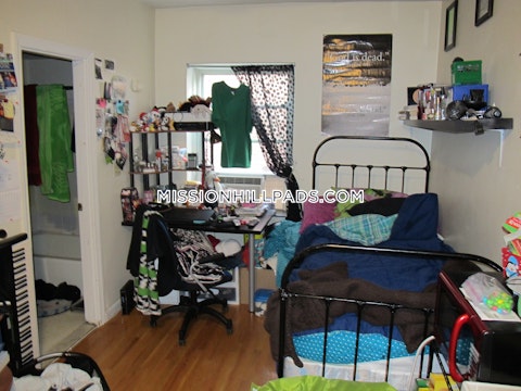 Wait St. Roxbury Crossing photo 4