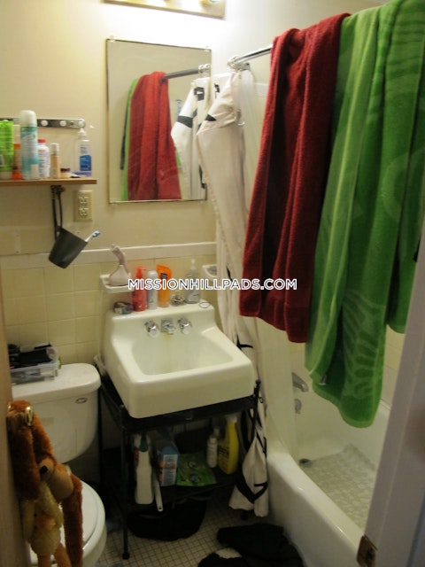 Wait St. Roxbury Crossing photo 11