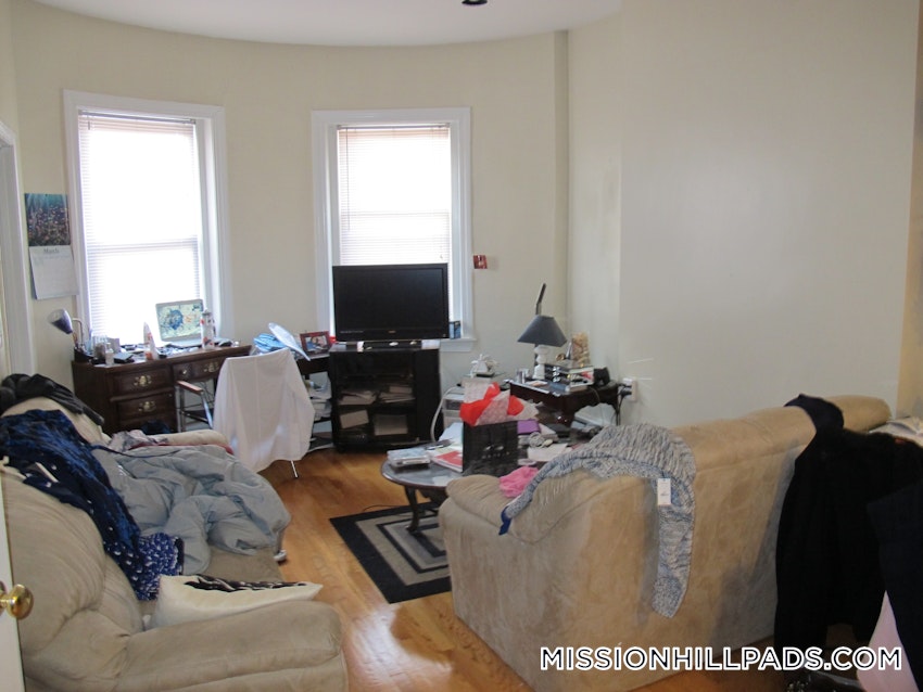 BOSTON - MISSION HILL - 1 Bed, 1 Bath - Image 12