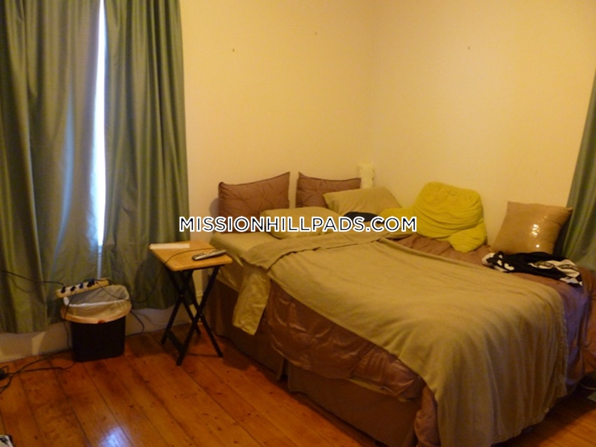 BOSTON - MISSION HILL - 2 Beds, 1 Bath - Image 31