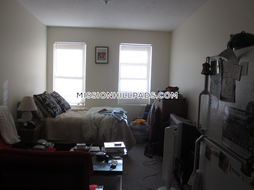 BOSTON - MISSION HILL - Studio , 1 Bath - Image 1