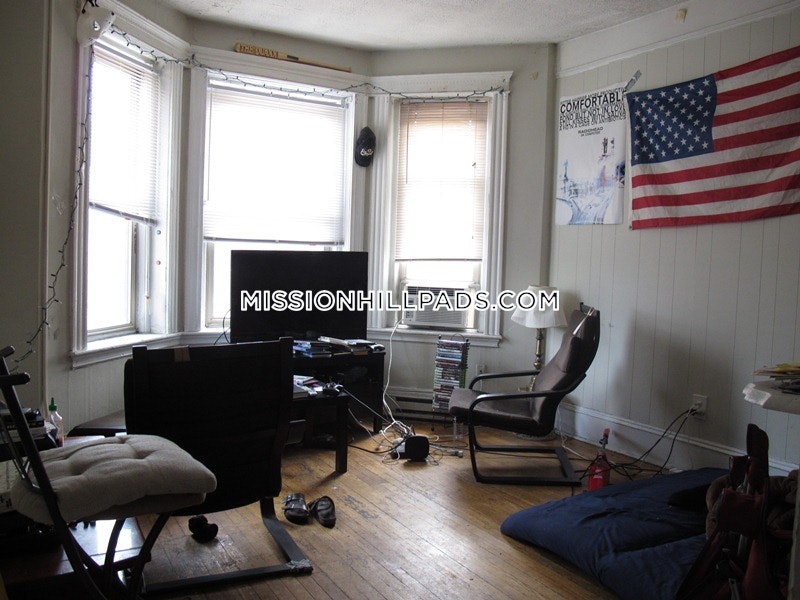 Mission Hill Apartment for rent 2 Bedrooms 1 Bath Boston 3,075