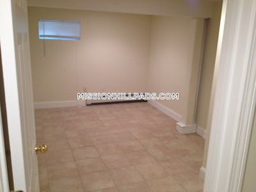 Roxbury Crossing - 3 Beds, 1 Baths