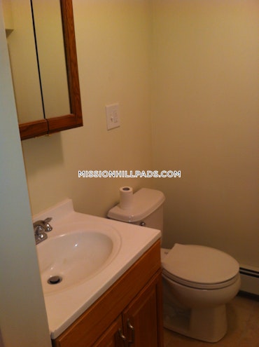 Roxbury Crossing - 3 Beds, 1 Baths