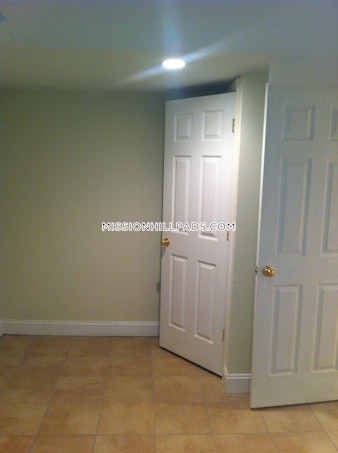 Wait St. Roxbury Crossing