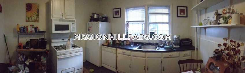 Boston - $2,400+ /month