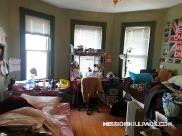 Mission Hill, Boston, MA - 4 Beds, 1 Bath - $5,800 - ID#5359758