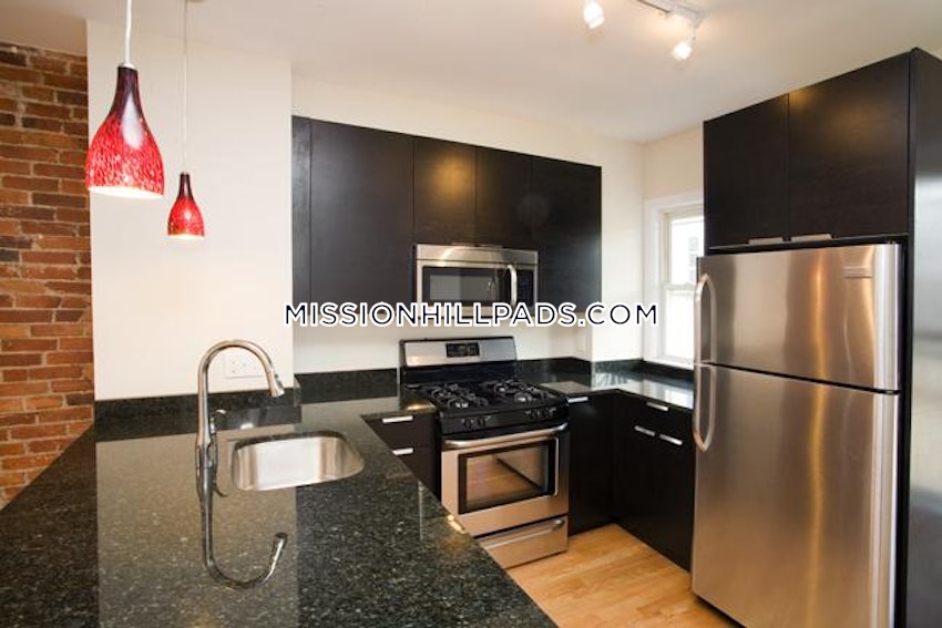 Boston - Mission Hill - 4 Beds, 2 Baths - Image 2