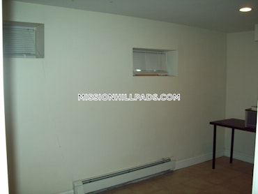 Roxbury Crossing - 3 Beds, 1 Baths