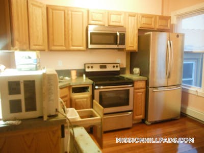 Mission Hill 4 Beds 1.5 Baths Mission Hill Boston - $6,400