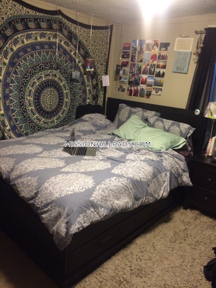 Mission Hill Apartment for rent 3 Bedrooms 1 Bath Boston 3,000