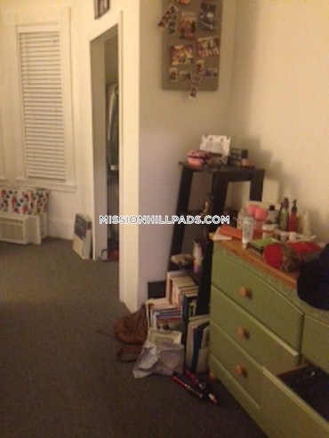 Boston - 1 Beds, 1 Baths