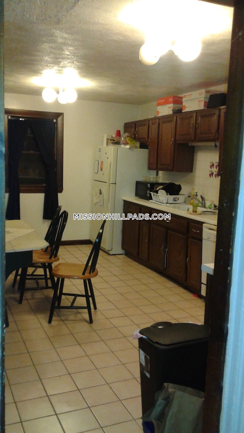 BOSTON - MISSION HILL - 1 Bed, 1 Bath - Image 1