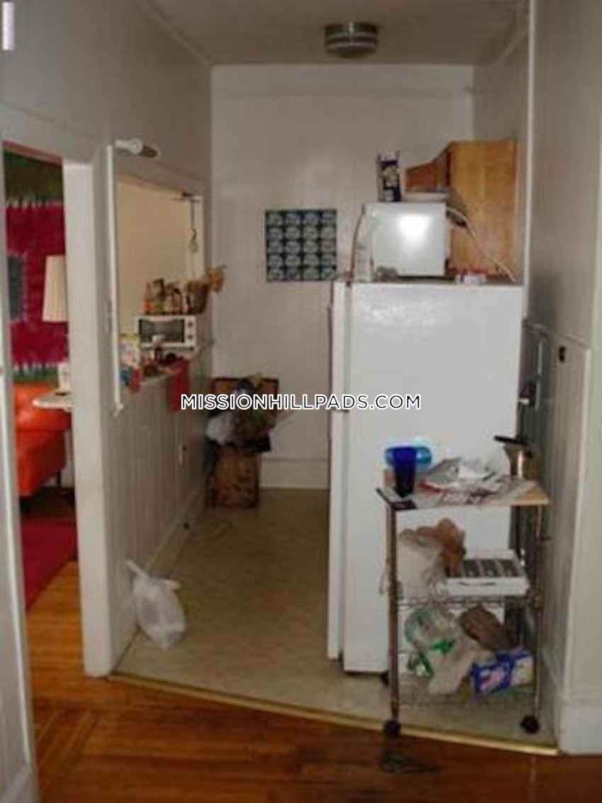 Mission Hill Apartment for rent 2 Bedrooms 1 Bath Boston 3,075