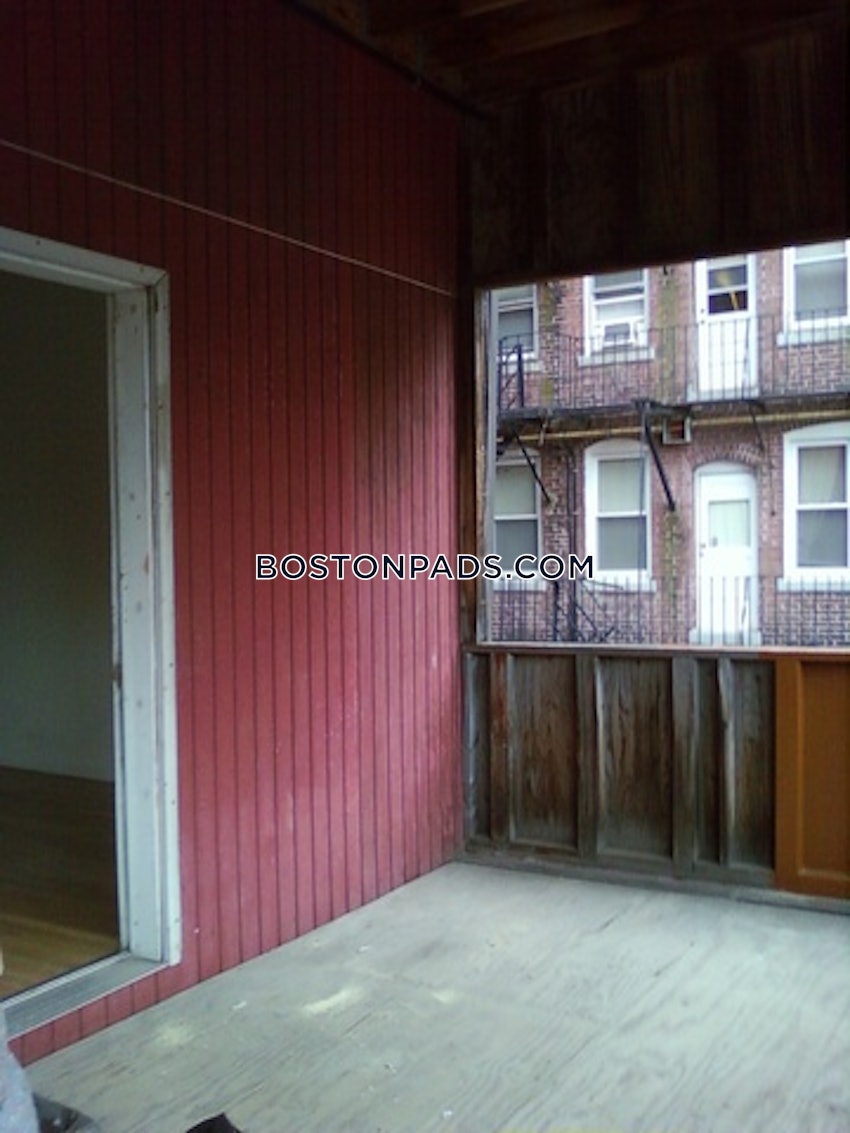 BOSTON - NORTH END - 2 Beds, 2 Baths - Image 26