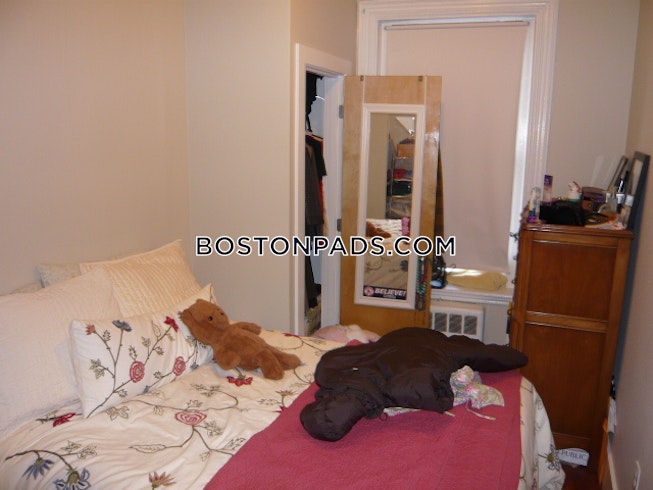 Boston - $3,650+ /mo