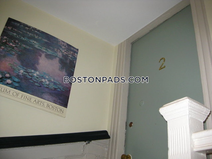 BOSTON - NORTH END - 2 Beds, 1 Bath - Image 65