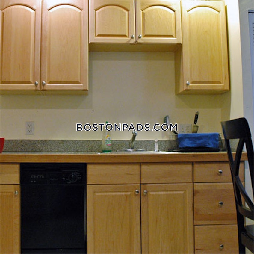 Boston - $4,000+ /month