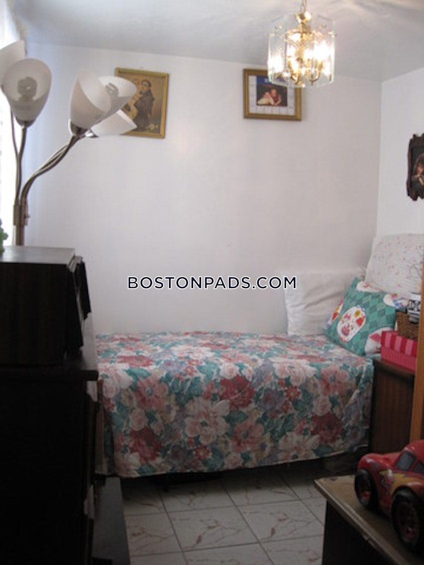 BOSTON - NORTH END - 1 Bed, 1 Bath - Image 18