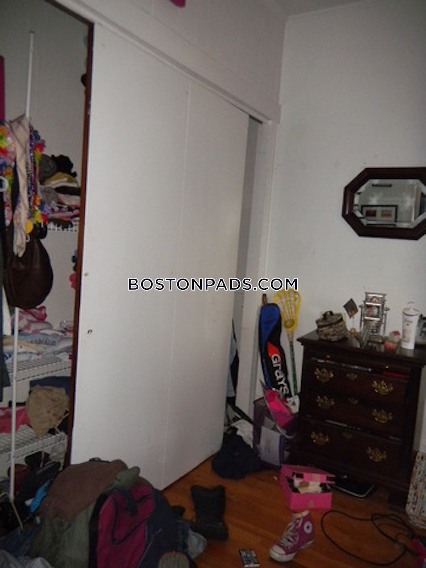 BOSTON - NORTH END - 3 Beds, 1 Bath - Image 30