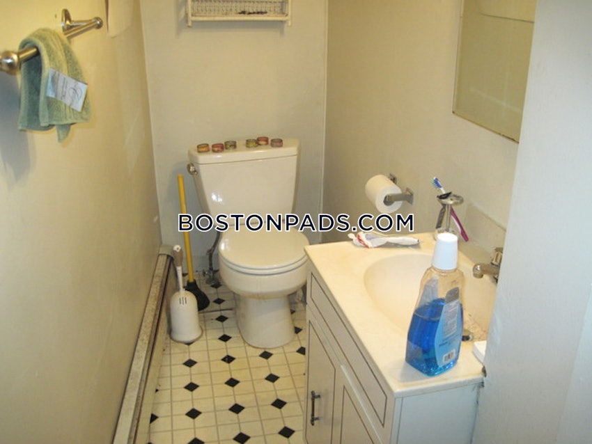 BOSTON - NORTH END - 1 Bed, 1 Bath - Image 36