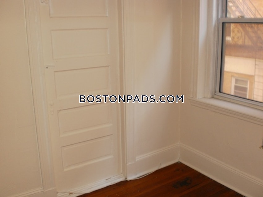 BOSTON - NORTH END - 2 Beds, 1 Bath - Image 56