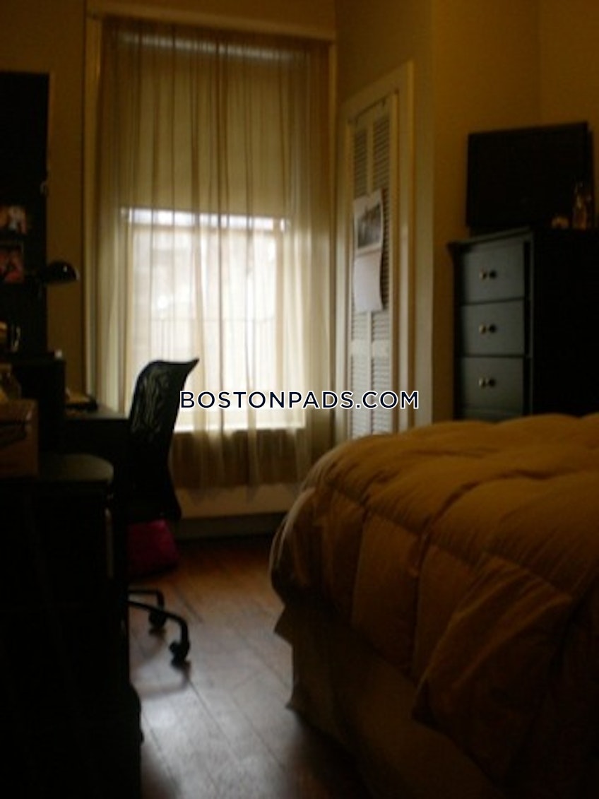 Boston - $3,650+ /month