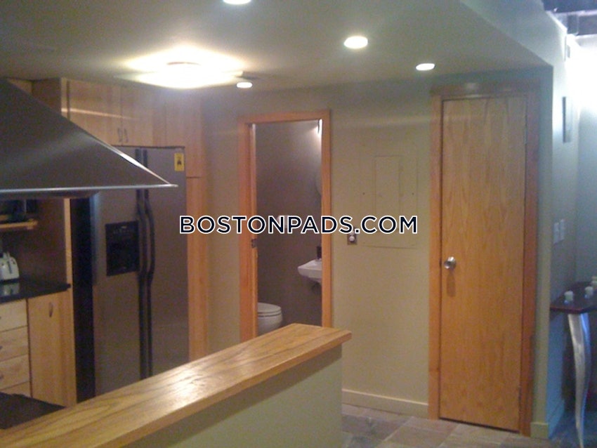 BOSTON - NORTH END - 2 Beds, 2.5 Baths - Image 24