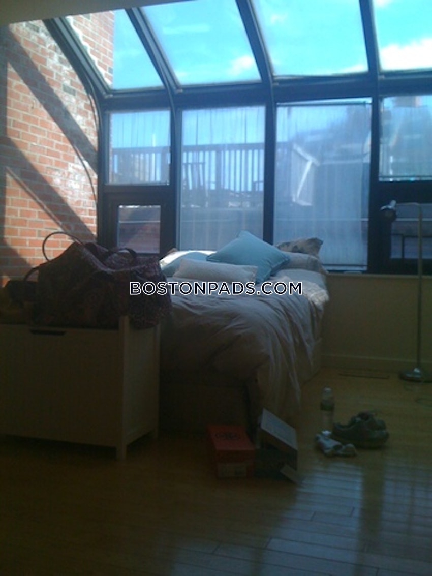 BOSTON - NORTH END - 2 Beds, 2.5 Baths - Image 26