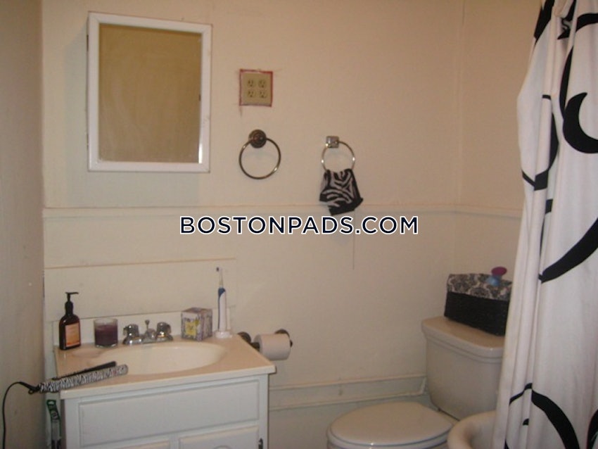 BOSTON - NORTH END - 2 Beds, 1 Bath - Image 85
