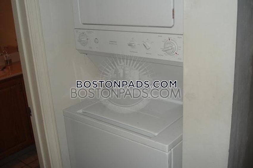 BOSTON - NORTH END - 2 Beds, 2 Baths - Image 34