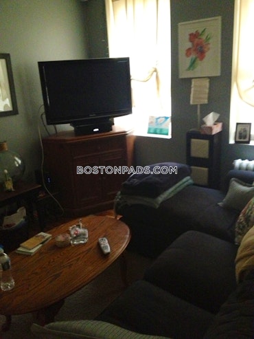 Boston - 2 Beds, 1 Baths