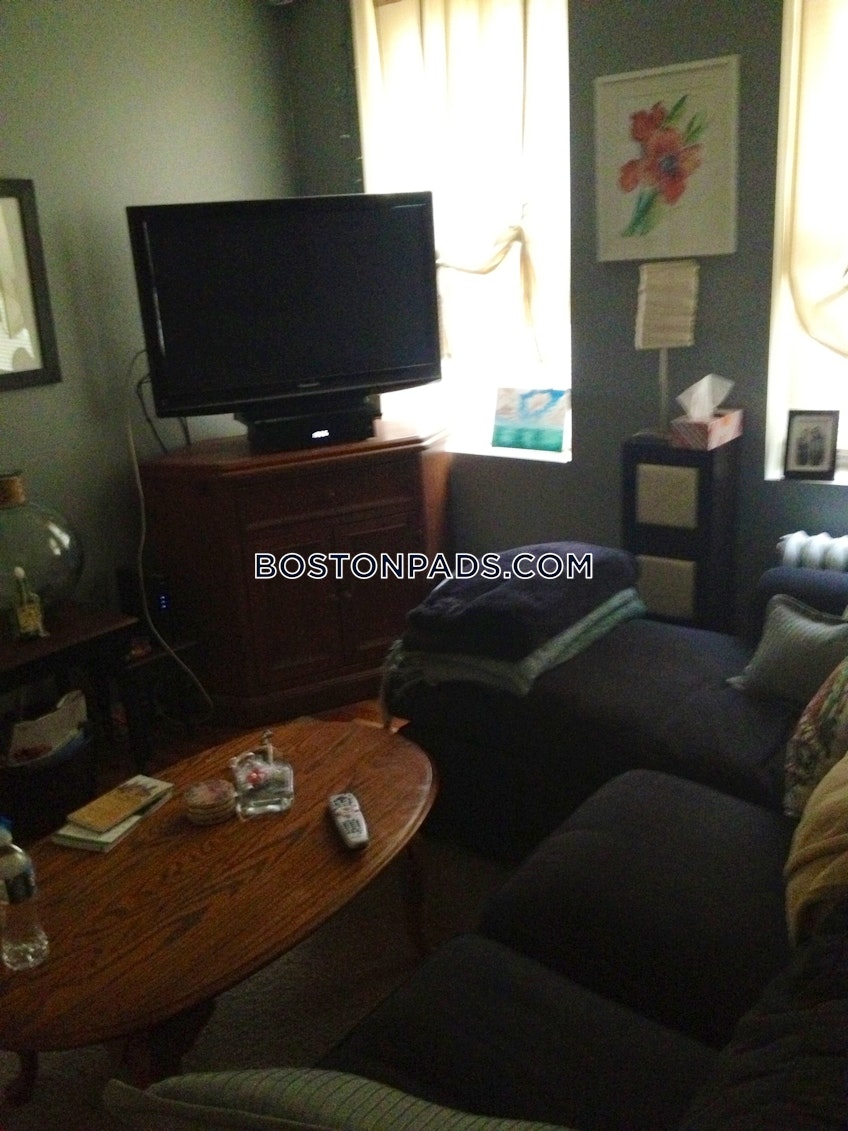 Boston - $4,000+ /month