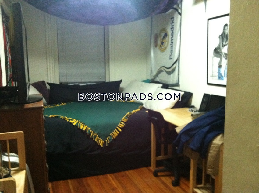 BOSTON - NORTH END - 2 Beds, 2 Baths - Image 4