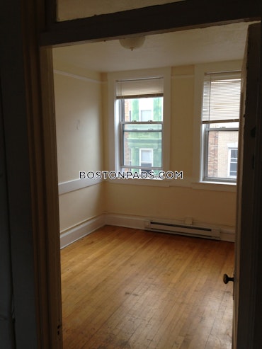 Boston - 2 Beds, 1 Baths