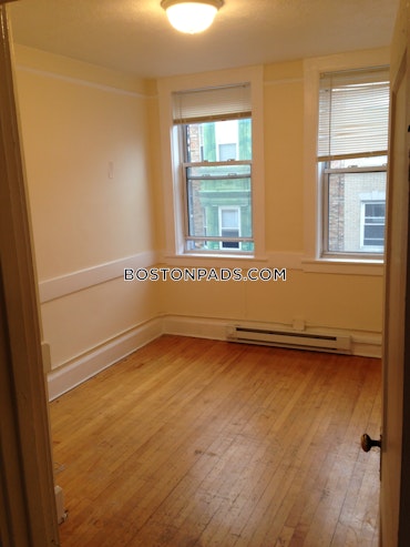 Boston - 2 Beds, 1 Baths