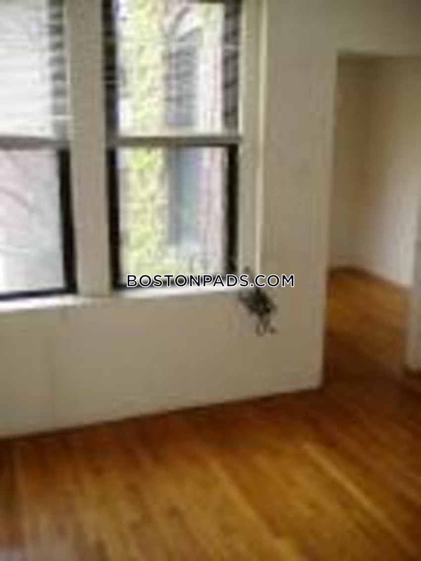 BOSTON - NORTH END - 1 Bed, 1 Bath - Image 14