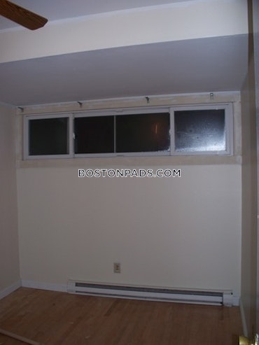 Boston - 3 Beds, 1 Baths