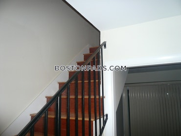 Boston - 3 Beds, 1 Baths